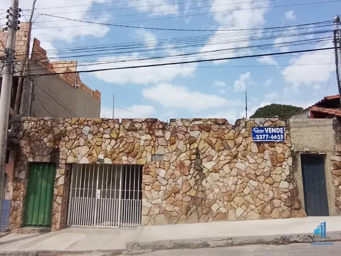 Lote 220m²com Casa na região de Venda Nova Belo Horizonte