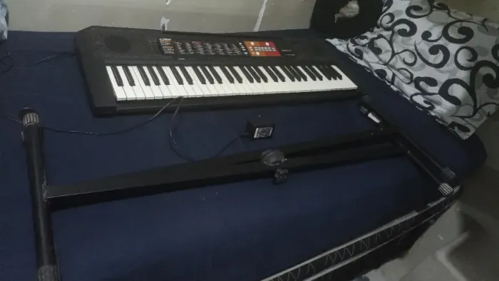 YAMAHA PSR F51