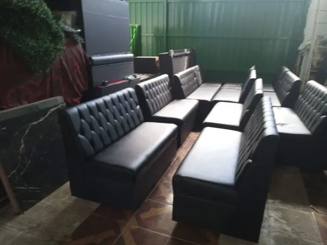 22 Sofás 250 Reais cada