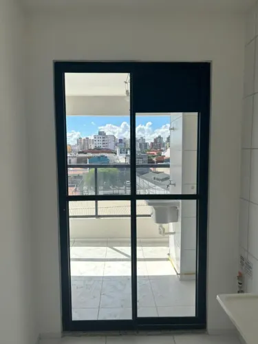 Porta de vidro (Altura: 210 cm e Largura: 110 cm)