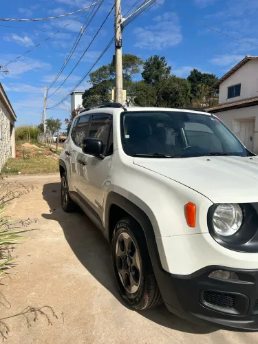 Jeep Renegade 1.8 4X2 Flex 16V Mec. 2018
