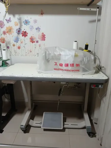Maquina de Costura Yamata em excelente estado