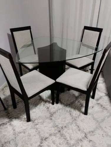 Mesa jantar quatro cadeiras 