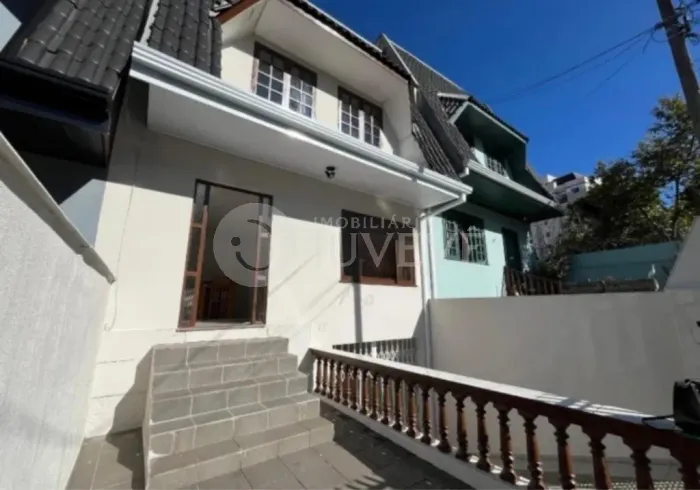 IMOBILIARIA JUVEVÊ VENDE SOBRADO TINGUI0 RUA MAX ROSSEMAN, 100