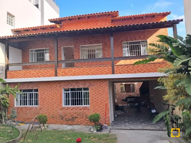 Casa em Agronômica