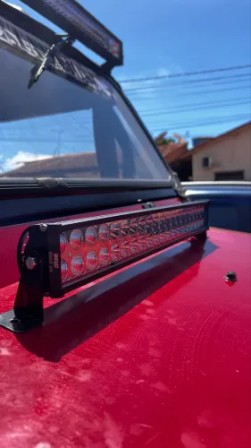 Barra de led branca e amarelo com strobo