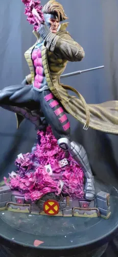 Estátua Gambit X-Men Action Figure Impr. Resina Pintura Artesanal Colecionável