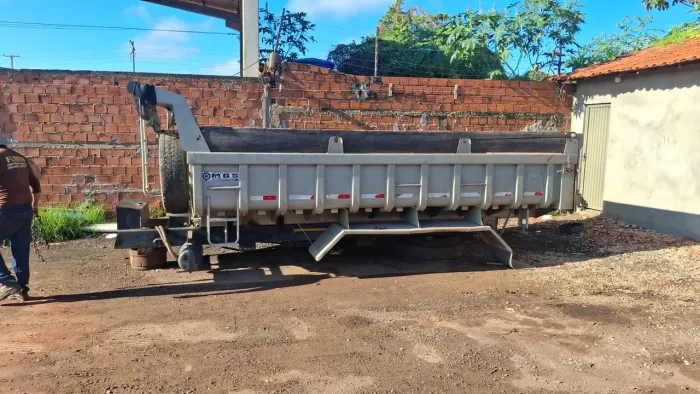 Basculante truck