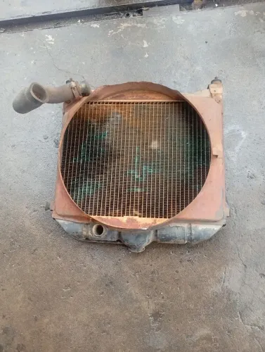 Radiador para caminhão Mercedes 608