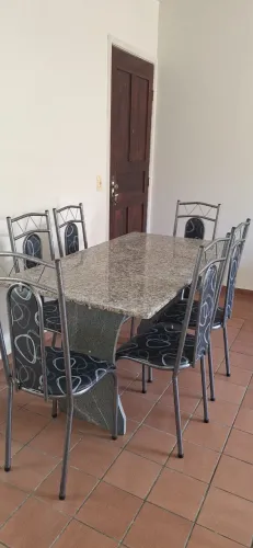 Mesa em mármore 