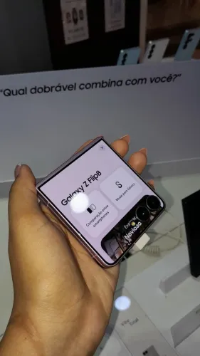 Z FLIP8 256GB
