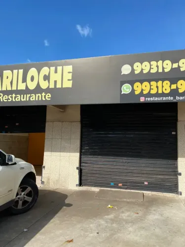 Loja térrea com estacionamento frontal, aproximadamente 50 m2 com 01 banheiro