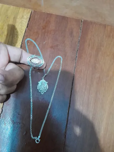 Vendo anel e cordão de prata legítimo