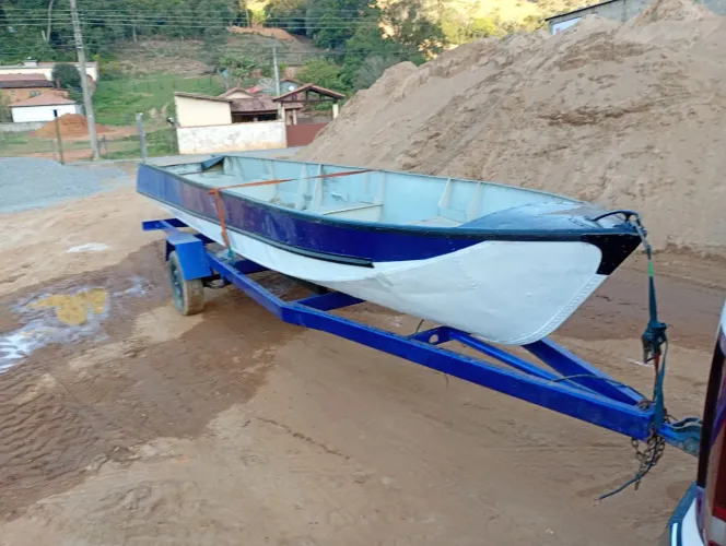 Barco e carretinha