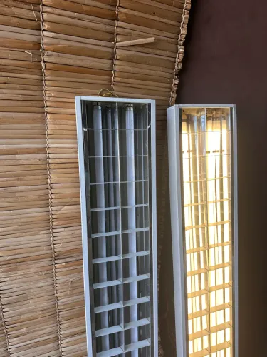 Luminária Tipo Calha Comercial de Sobrepor