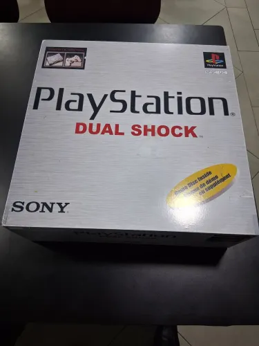 Plystation Ps1 SCPH-7501 Original Americano item de coleção Novissímo Melhor versão
