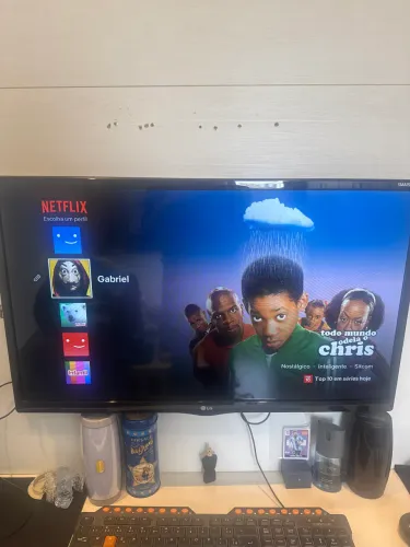 Tv monitor smart 28 polegadas . LG . Em perfeito estado ! Novinha ! 