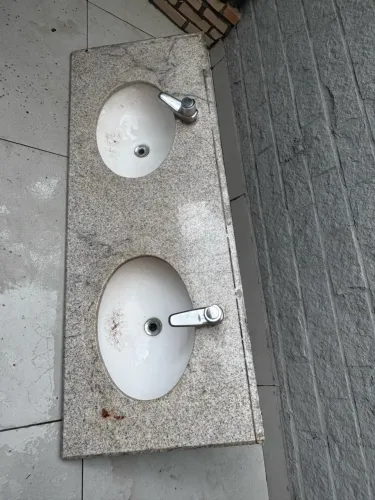 Pia para banheiro 2 Cubas granito 