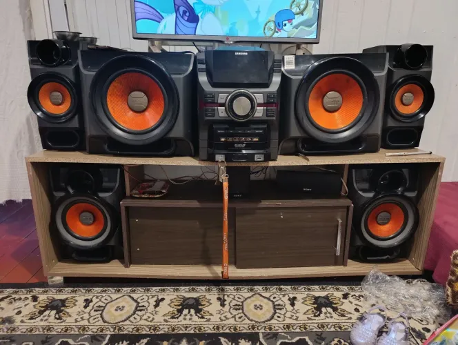 Samsung giga sound 1200rms