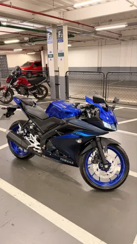 Moto R15 2025