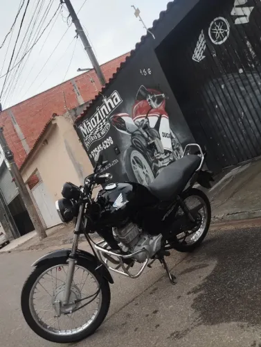Moto em dias do rodar