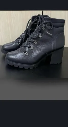 Bota coturno 