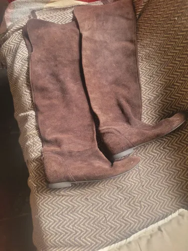 Bota marrom