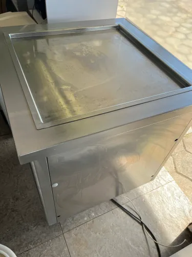 Máquina de sorvete na chapa