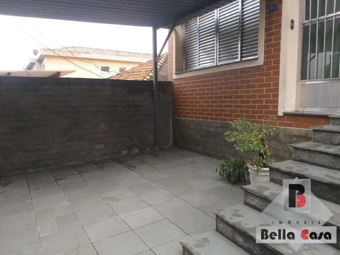 Casa à Venda na Vila Diva, com 04 moradias, terreno 10 x26, ótima para venda ou construção