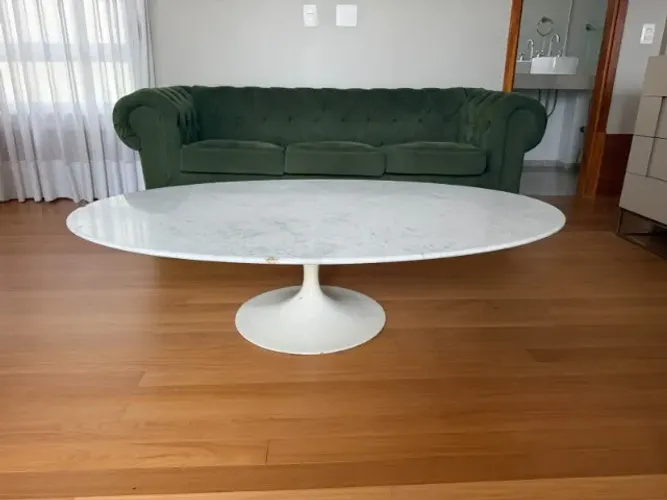 Mesa de centro Saarinen oval