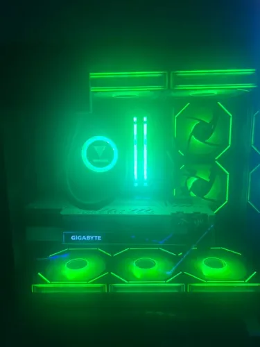 PC GAMER HIGH END ACEITO TROCAS