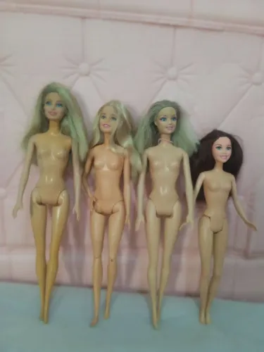 Lote de bonecas Barbies 