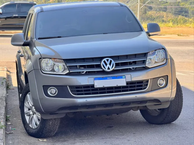 Volkswagen Amarok High.cd 2.0 16V TDI 4X4 Dies. AUT 2013