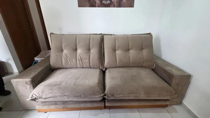 Sofá estofado Austrália 2.50m com molas ensacadas
