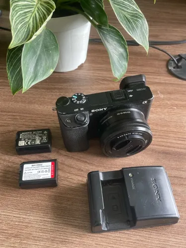 Camera Sony Alpha a6300