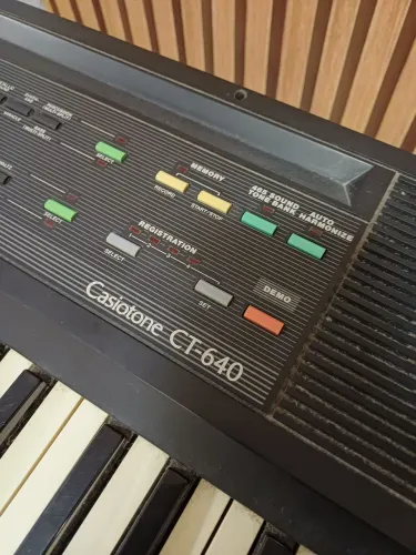 Teclado casio