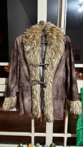 Casaco Feminino de Inverno com Pelo Sintético - Tamanho L