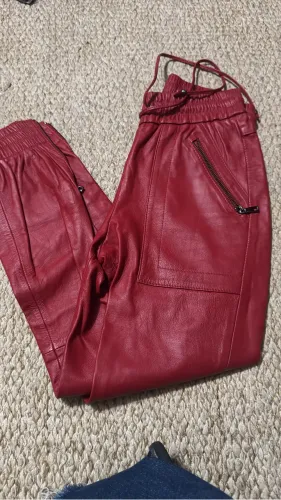 Acessórios e roupas