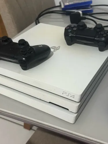 PlayStation 4 PRO 1T
