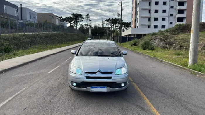 Citroen C4 GLX 1.6 Flex 16V 5P Mec. 2013