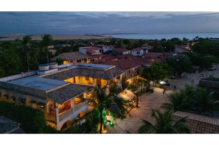 POUSADA DE CHARME À VENDA EM Jericoacoara | Ativo Consolidado | Alta Rentabilidade | Pront