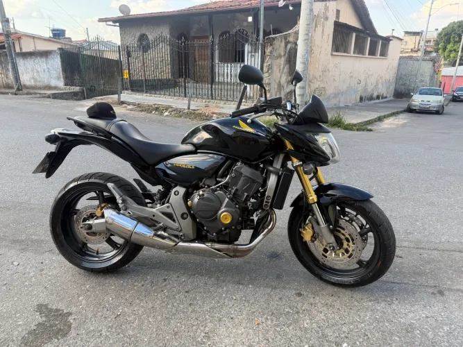 Hornet 2010 muito conservada moto maravilhosa 