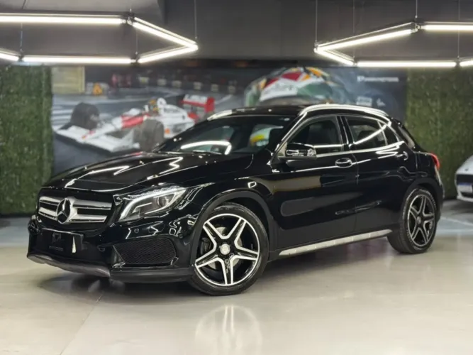 Mercedes-Benz GLA 250 Sport TB 16V 4X4 211cv Aut. 2017