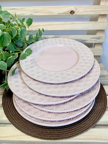 6 pratos Tok Stok de refeição cor de rosa 