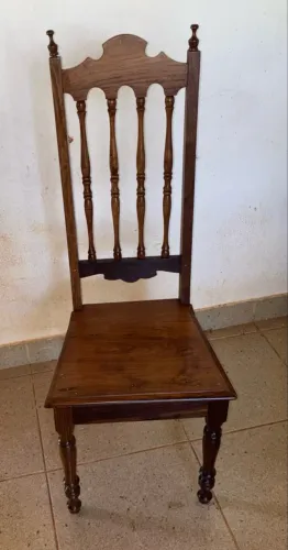 Cadeiras maciça  