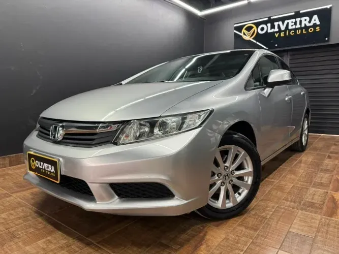 Honda Civic Sedan LXS 1.8/1.8 Flex 16V Aut. 4P 2014