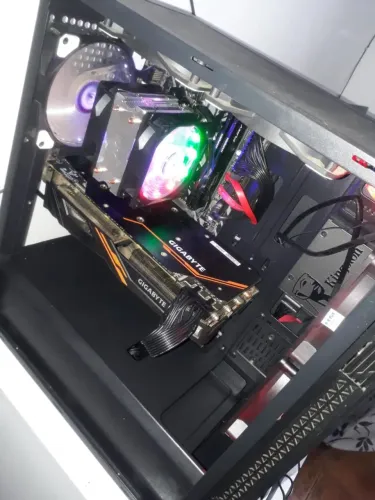 Pc gamer i7-8700 32gb ram e 8gb memória de vídeo rtx vega