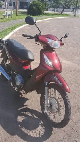  Moto Biz 125. 