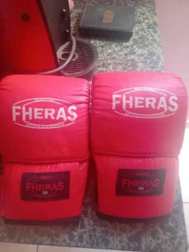 Luva fheras pra treino