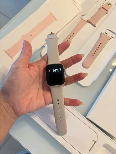 Apple Watch Series 6 40mm Rosé + Caixa + Carregador + 2 Pulseiras